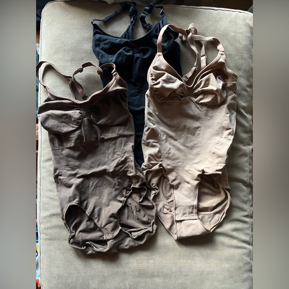 SKIMS NWOT Seamless Sculpting Brief Bodysuit Bundle of 3 - Size L/XL
